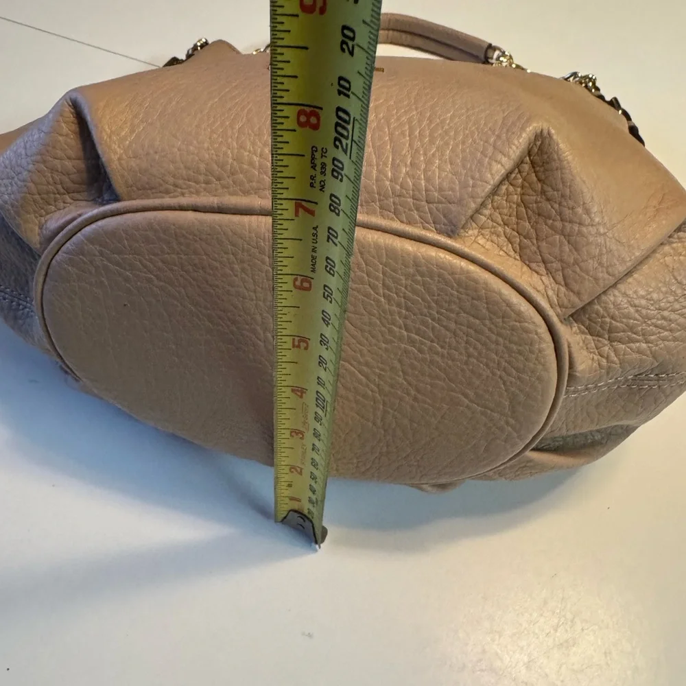Jessica Simpson Elegant Modern Tan Taupe Shoulder Bag Purse Chain Handle CLEAN